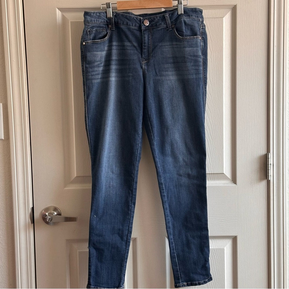 1822 Denim Classic Blue Skinny Jeans Women’s Size 32